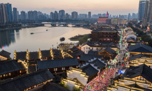脸上平常抹点什么能慢慢去斑-脸上简单涂什么好处网 :分享脸上平常抹点什么能慢慢去斑-脸上涂的什么又白又亮又光滑知识